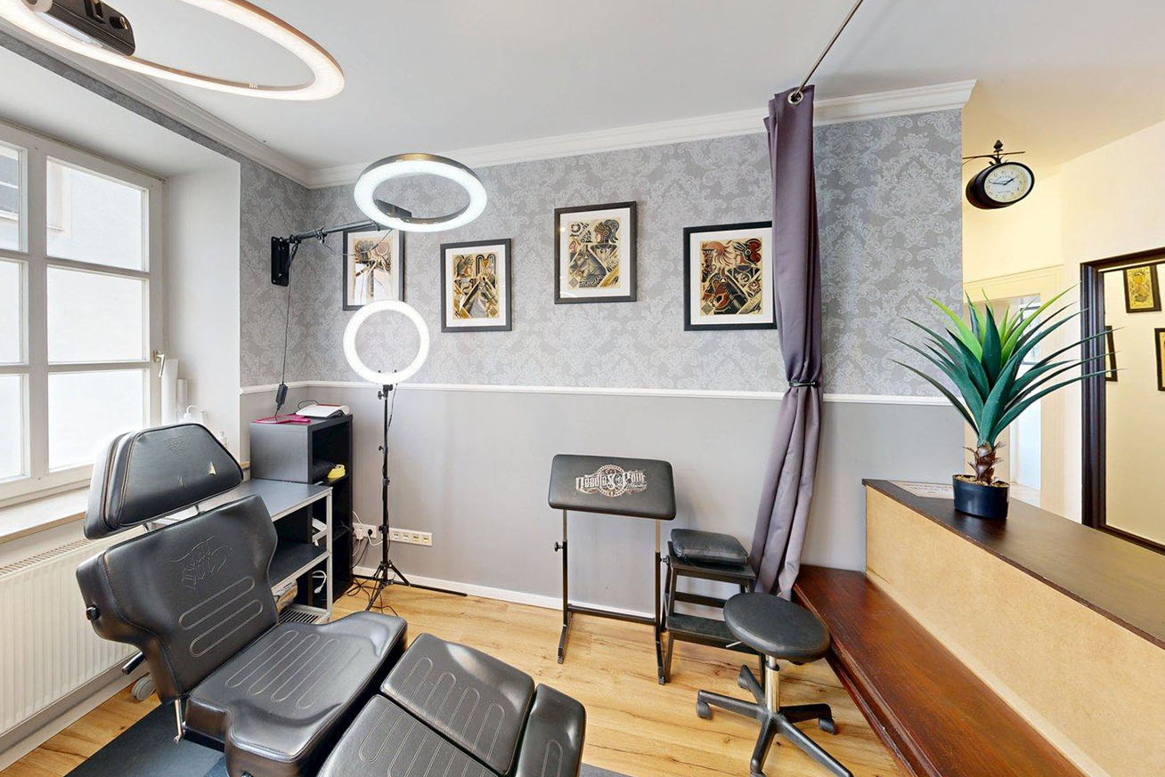 Einzelarbeitsplatz im Tattoostudio